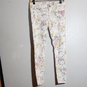 Low Rise Pastel Florals On Skinny Jeans Pockets Size 1/2 HWY JEANS